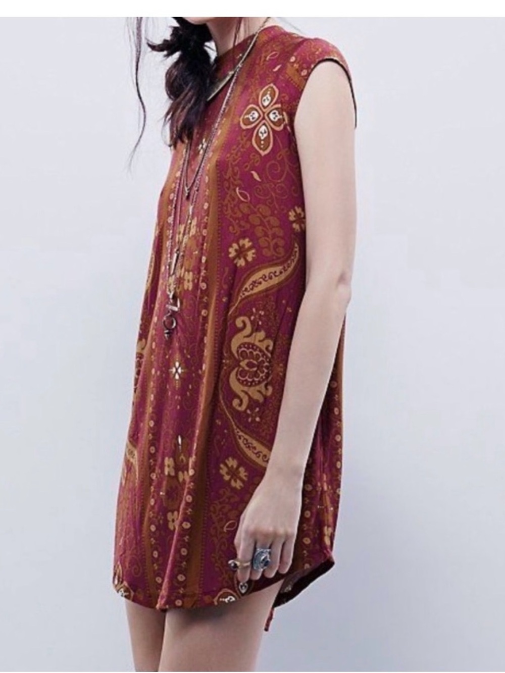 Novella Royale Burgundy and Gold Paisley Goldie Mini Dress